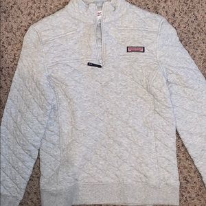 Vineyard Vines pull over